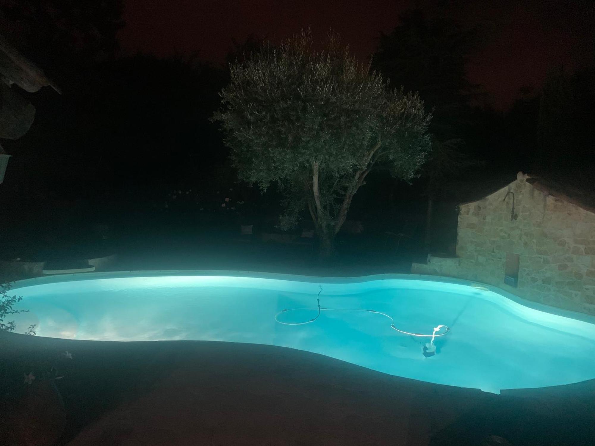 Studio Oustaou Acces Piscine มาร์กเซย ภายนอก รูปภาพ